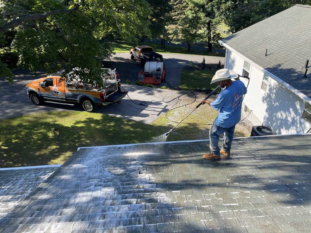 pressure washing in Greenville, SC
